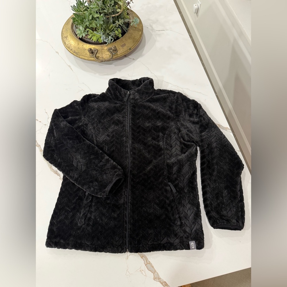 Free Country Black Faux Fur Zip up Jacket NWOT